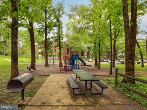 8316 Tobin Road 831611, Annandale VA 22003