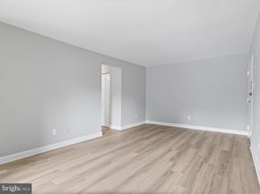 8316 Tobin Road 831611, Annandale VA 22003