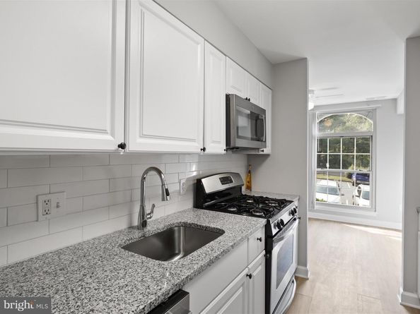 8316 Tobin Road 831611, Annandale VA 22003