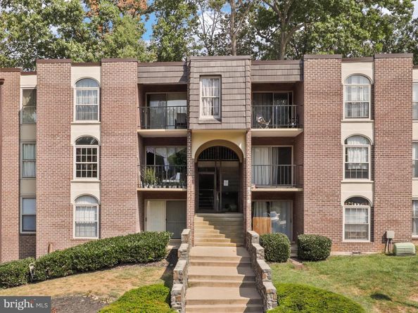 8316 Tobin Road 831611, Annandale VA 22003