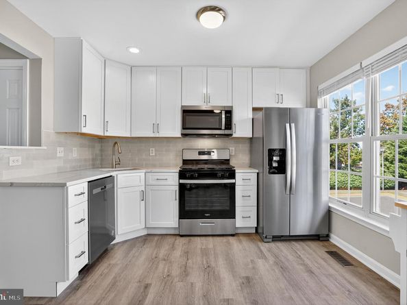 45445 Timber Trail Square, Sterling VA 20164