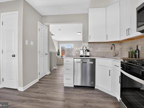 45445 Timber Trail Square, Sterling VA 20164