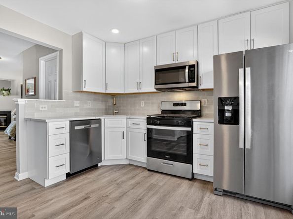 45445 Timber Trail Square, Sterling VA 20164