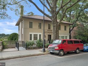 2800 Adams Mill Road NW 3, Washington DC 20009