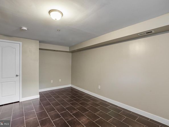 302 V Street NE, Washington DC 20002