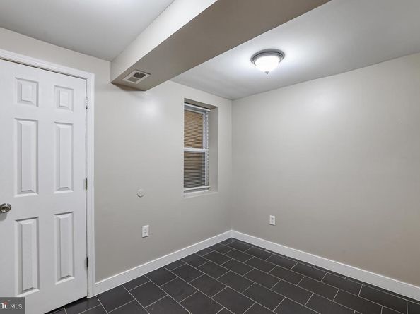 302 V Street NE, Washington DC 20002