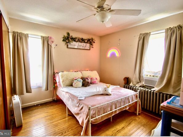 234 Virginia Avenue, Folsom PA 19033