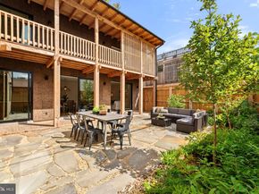 21 Overbeck Alley NE, Washington DC 20002