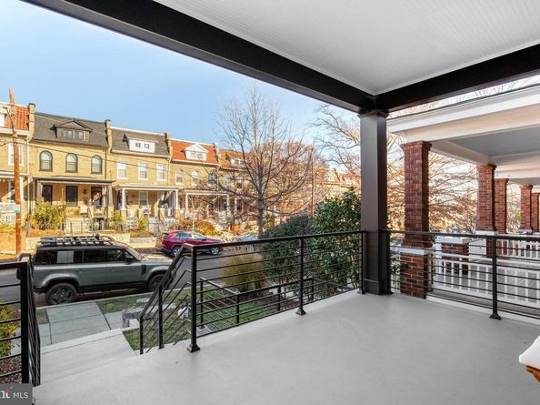 1426 Crittenden NW 1, Washington DC 20011