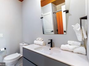 1426 Crittenden NW 1, Washington DC 20011