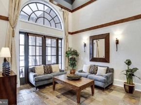 2465 Army Navy Drive 1405, Arlington VA 22206