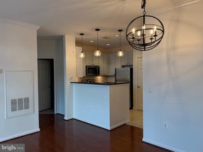 2465 Army Navy Drive 1405, Arlington VA 22206