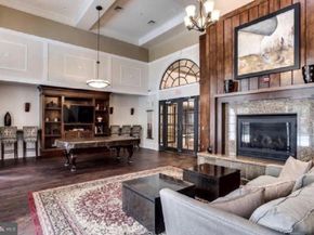 2465 Army Navy Drive 1405, Arlington VA 22206