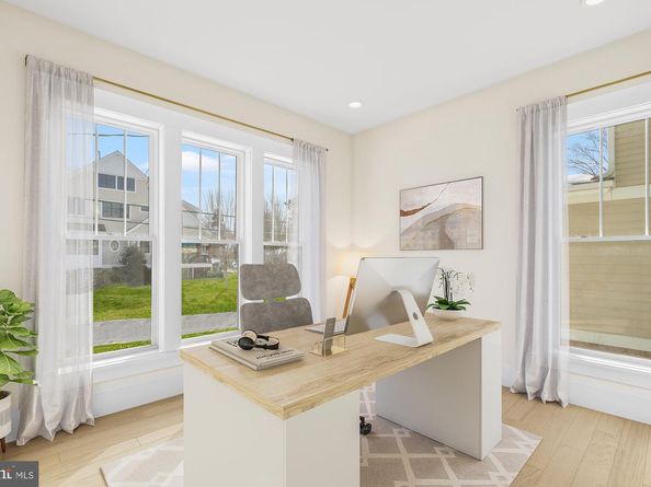 5829 25TH Road N, Arlington VA 22207