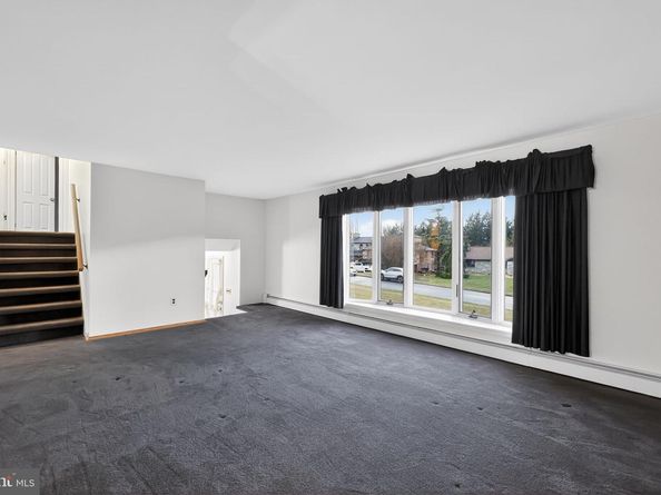 667 Lily Road, Warminster PA 18974