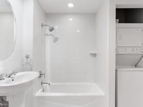 1352 South Street 217A, Philadelphia PA 19147