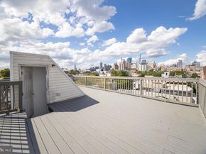 824 S 12TH Street 2, Philadelphia PA 19147