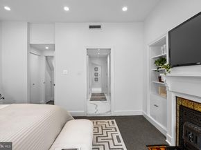 2222 Locust Street, Philadelphia PA 19103