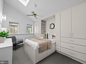 2222 Locust Street, Philadelphia PA 19103