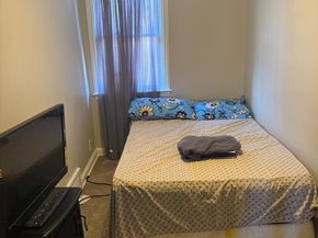 33 Mermont Circle, Darby PA 19023