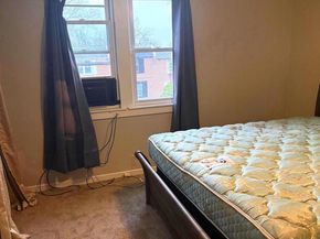 33 Mermont Circle, Darby PA 19023