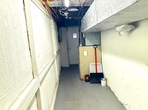 33 Mermont Circle, Darby PA 19023