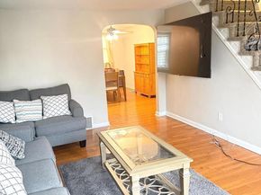 33 Mermont Circle, Darby PA 19023