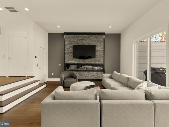 3737 Glenmoor Reserve Lane, Chevy Chase MD 20815