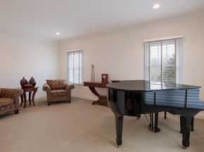 33 Bittersweet Drive, Doylestown PA 18901