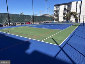 8 S Van Dorn Street 201, Alexandria VA 22304