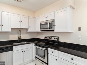 115 N Duke, Sterling VA 20164