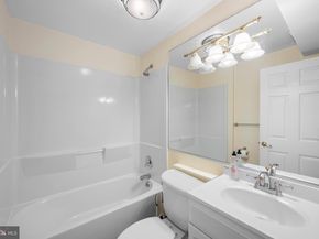 221 M Street NW, Washington DC 20001