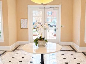 910 Powhatan Street 304S, Alexandria VA 22314