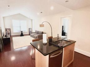 910 Powhatan Street 304S, Alexandria VA 22314