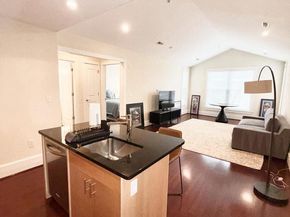 910 Powhatan Street 304S, Alexandria VA 22314