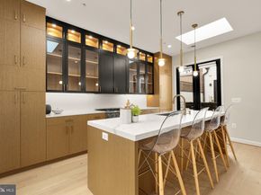 1402 12TH Street NW 10, Washington DC 20005