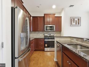 556 Carson Terrace, Huntingdon Valley PA 19006