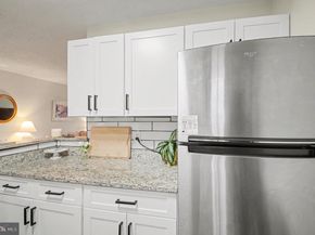 1632 W Abingdon Drive 302, Alexandria VA 22314