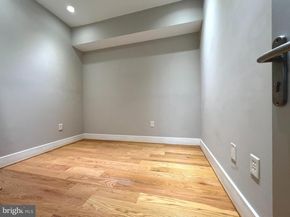 1209 G Street SE 8, Washington DC 20003