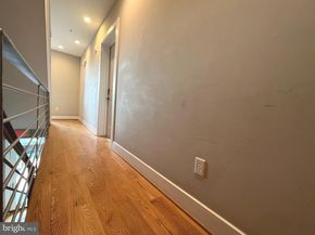 1209 G Street SE 8, Washington DC 20003