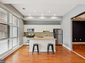 125 N 4TH Street 107, Philadelphia PA 19106