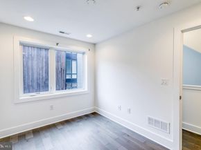 634 N 5TH Street 12, Philadelphia PA 19123