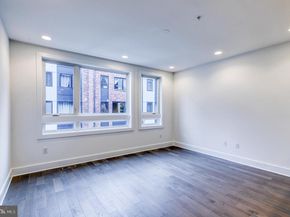 634 N 5TH Street 12, Philadelphia PA 19123