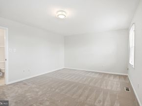 10155 Oakwood Chase Court, Oakton VA 22124