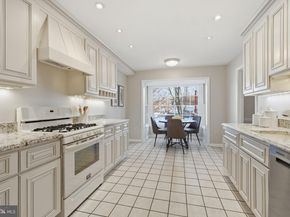 2145 Kings Mill Court, Falls Church VA 22043