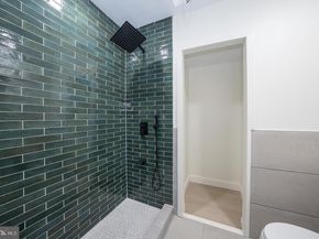 91 Lamport Road, Upper Darby PA 19082