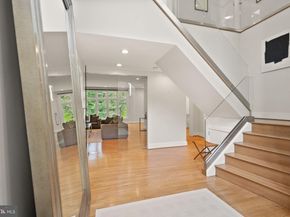 3100 N Monroe Street, Arlington VA 22207