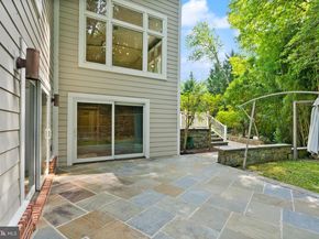 3100 N Monroe Street, Arlington VA 22207