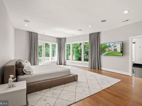 3100 N Monroe Street, Arlington VA 22207