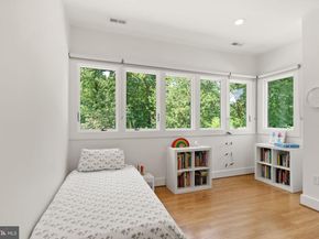 3100 N Monroe Street, Arlington VA 22207